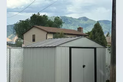 692 Brookside Dr, Springville, UT 84663 - Photo 11