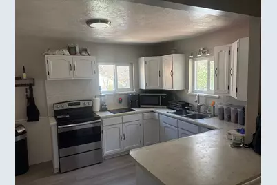 264 W 200 S, Tooele, UT 84074 - Photo 11