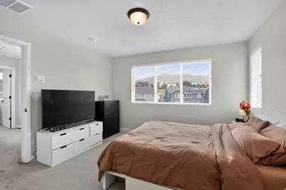 15059 S Reins Way, Bluffdale, UT 84065 - Photo 11