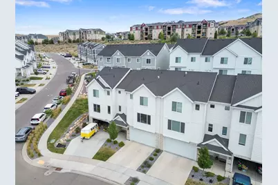 1016 W Shadow Ln, Lehi, UT 84048 - Photo 33