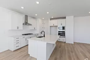 12789 S Glacier Trail Ln W, Herriman, UT 84096 - Photo 5