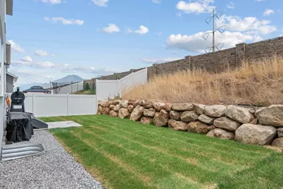 1361 S 3750 E, Spanish Fork, UT 84660 - Photo 33