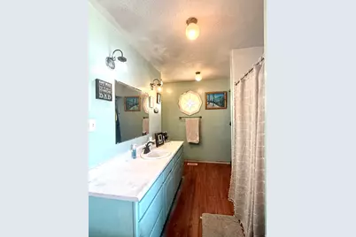 1360 S 1100 W, Woods Cross, UT 84087 - Photo 13
