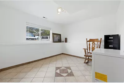5697 S Esprit Dr, Kearns, UT 84118 - Photo 19