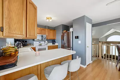 5697 S Esprit Dr, Kearns, UT 84118 - Photo 11