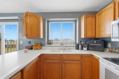 5697 S Esprit Dr, Kearns, UT 84118 - Photo 1
