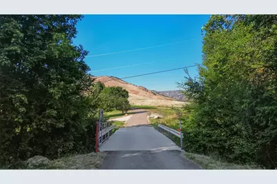 2405 E Canyon Rd, Smithfield, UT 84335 - Photo 55