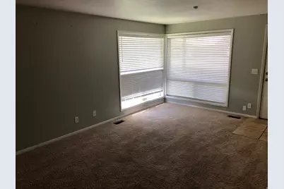 4478 S 2025 W, Roy, UT 84067 - Photo 7