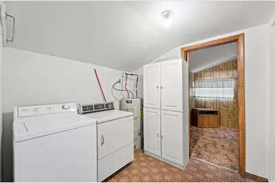 110 S 200 W, Emery, UT 84522 - Photo 11