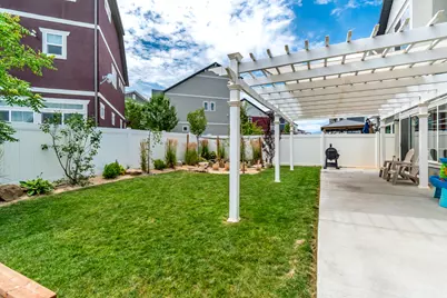 173 E Meandering Way, Saratoga Springs, UT 84045 - Photo 13