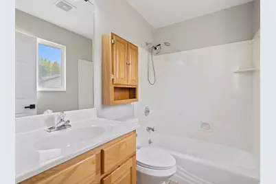 2108 N 1100 E, Lehi, UT 84043 - Photo 11