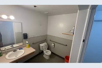 1 136 W 4650 S, Murray, UT 84107 - Photo 5