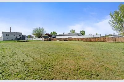 4848 S 3200 W, Roy, UT 84067 - Photo 31