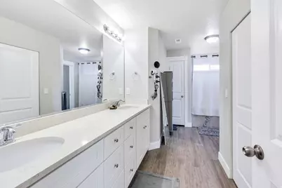 2104 E Weeping Cherry Ln, Eagle Mountain, UT 84005 - Photo 17