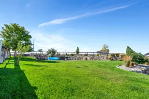 2104 E Weeping Cherry Ln, Eagle Mountain, UT 84005 - Photo 37
