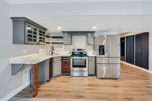 2104 E Weeping Cherry Ln, Eagle Mountain, UT 84005 - Photo 25