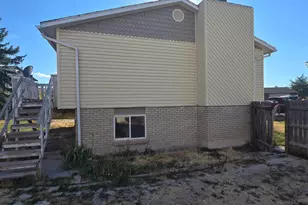 4689 W Delta Park Circle, West Valley, UT 84120 - Photo 5