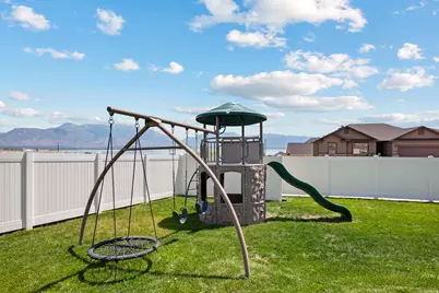 278 W Lariat Blvd S, Saratoga Springs, UT 84045 - Photo 39