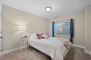 278 W Lariat Blvd S, Saratoga Springs, UT 84045 - Photo 29