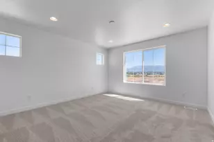2218 N Hooded Crane Dr, Clinton, UT 84015 - Photo 21
