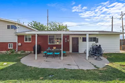 7282 S 2700 W, West Jordan, UT 84084 - Photo 7