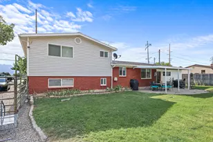 7282 S 2700 W, West Jordan, UT 84084 - Photo 5