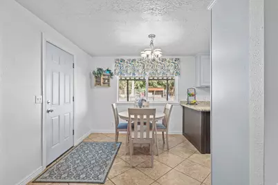 7282 S 2700 W, West Jordan, UT 84084 - Photo 17