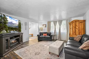 7282 S 2700 W, West Jordan, UT 84084 - Photo 13