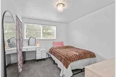 7282 S 2700 W, West Jordan, UT 84084 - Photo 29