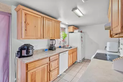 2866 S 7200 W, Magna, UT 84044 - Photo 7