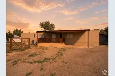 225 W 200 N #7, Huntington, UT 84528 - Photo 1
