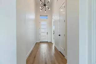 836 W Las Colinas Dr, Saint George, UT 84790 - Photo 9
