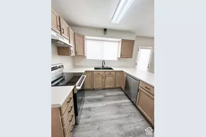 705 N 310 E, Tooele, UT 84074 - Photo 29