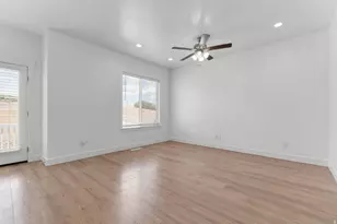 16042 S Bodmin Way, Bluffdale, UT 84065 - Photo 9