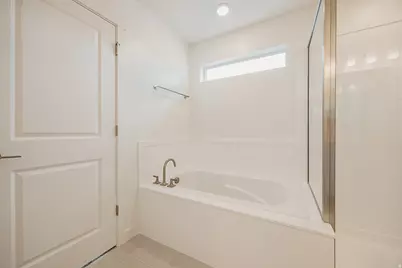 2225 E Granite Ln N, Eagle Mountain, UT 84005 - Photo 31