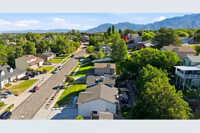 11875 S Elm Ridge Rd, Sandy, UT 84094 - Photo 39