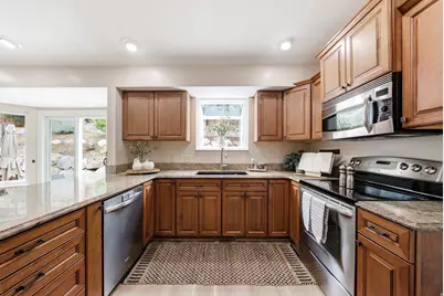 11875 S Elm Ridge Rd, Sandy, UT 84094 - Photo 3