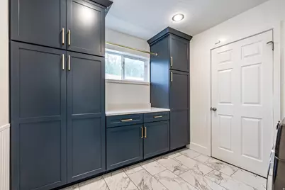 2616 E 2980 S, Salt Lake City, UT 84109 - Photo 9