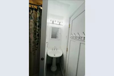807 E 300 S, Spanish Fork, UT 84660 - Photo 51