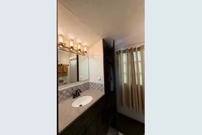 807 E 300 S, Spanish Fork, UT 84660 - Photo 25