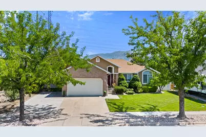 1295 Bridgeview Dr, Layton, UT 84041 - Photo 39