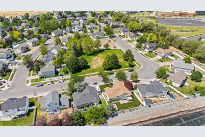 1295 Bridgeview Dr, Layton, UT 84041 - Photo 41