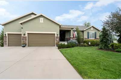 1319 S Thoroughbred Cir, Kaysville, UT 84037 - Photo 1
