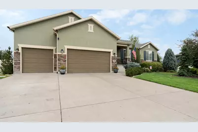 1319 S Thoroughbred Cir, Kaysville, UT 84037 - Photo 3
