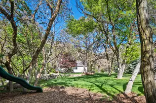 6069 S 2900 E, Uintah, UT 84403 - Photo 15