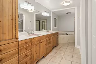 6069 S 2900 E, Uintah, UT 84403 - Photo 89