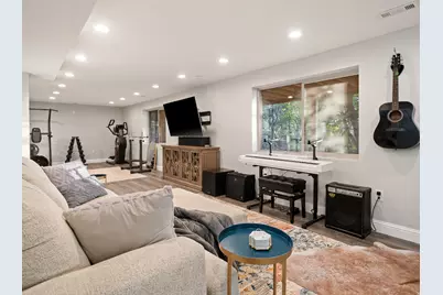 6069 S 2900 E, Uintah, UT 84403 - Photo 75