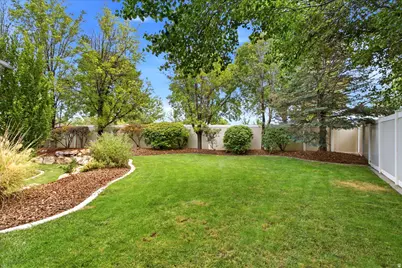 5343 S Morning Oaks Dr, Salt Lake City, UT 84123 - Photo 17