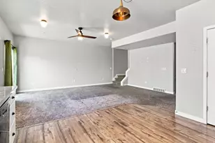 11954 S Forester Peak Pl W, Herriman, UT 84096 - Photo 11