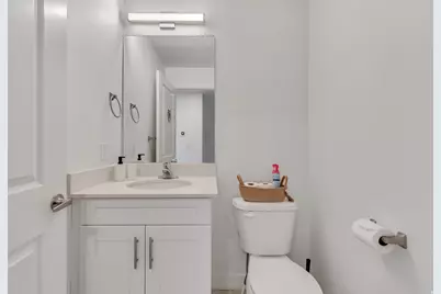 5502 W Victory Lap Ct, West Valley, UT 84120 - Photo 9